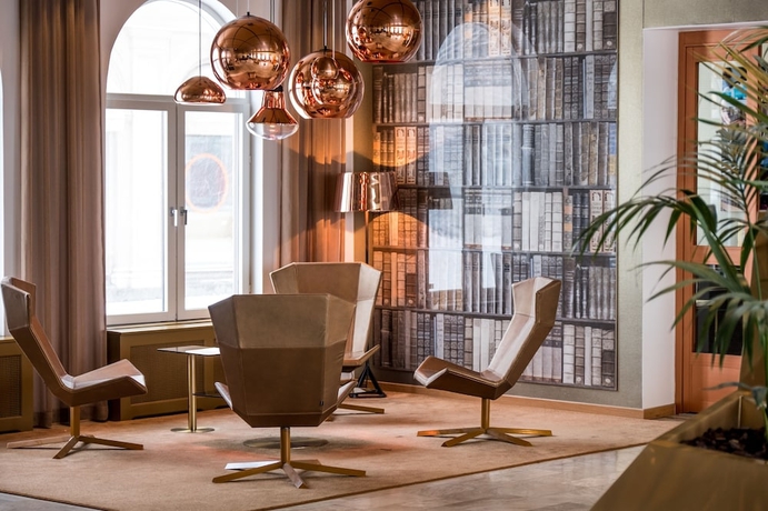 Imagen de los interiores del Hotel Quality Statt. Foto 12