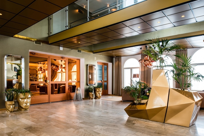 Imagen de los interiores del Hotel Quality Statt. Foto 14