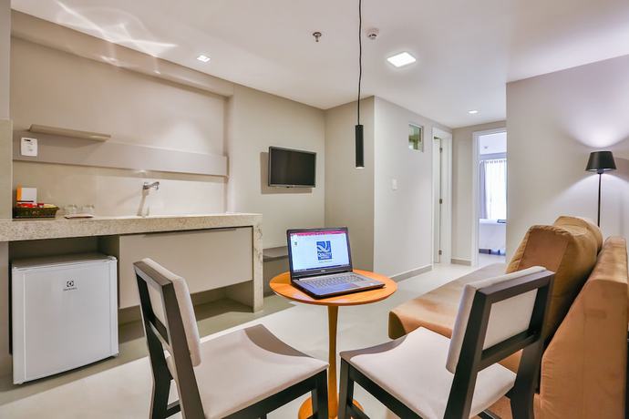 Imagen de la habitación del Hotel Quality Su&iacute;tes Jo&atilde;o Pessoa. Foto 10