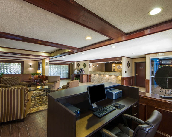 Imagen de los interiores del Hotel Quality Suites Addison - Dallas. Foto 12