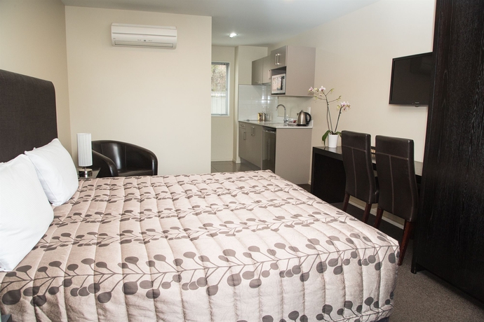 Imagen de la habitación del Hotel Quality Suites Amore. Foto 5