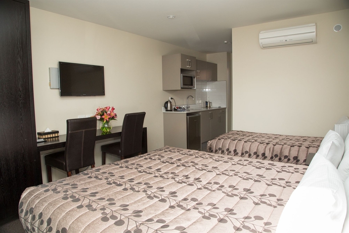 Imagen de la habitación del Hotel Quality Suites Amore. Foto 8