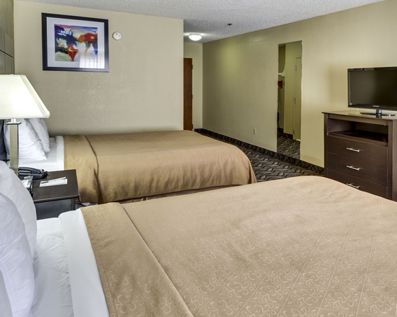 Imagen de los interiores del Hotel Quality Suites Baton Rouge East - Denham Springs. Foto 10