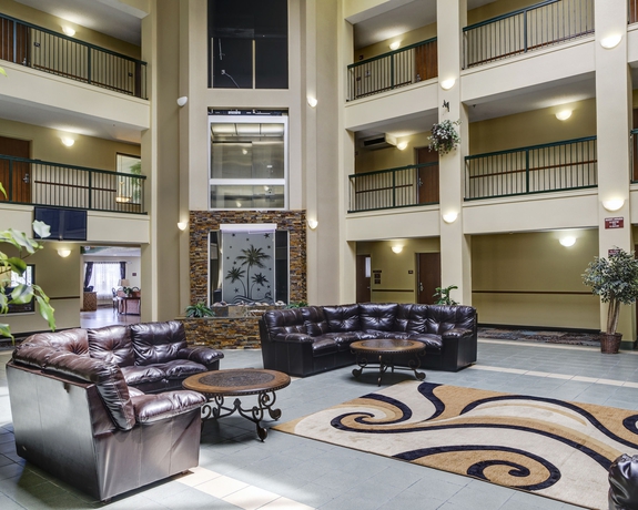 Imagen de los interiores del Hotel Quality Suites Baton Rouge East - Denham Springs. Foto 14