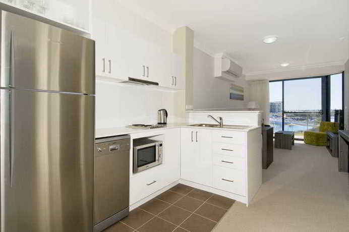 Imagen de la habitación del Hotel Quality Suites Crest Mandurah. Foto 7