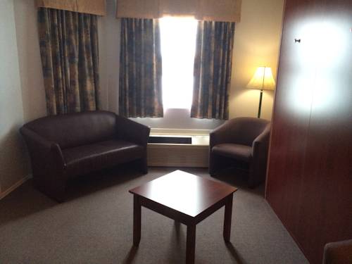 Imagen de la habitación del Hotel Quality Suites. Foto 5