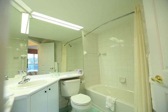 Imagen de la habitación del Hotel Quality Suites. Foto 13