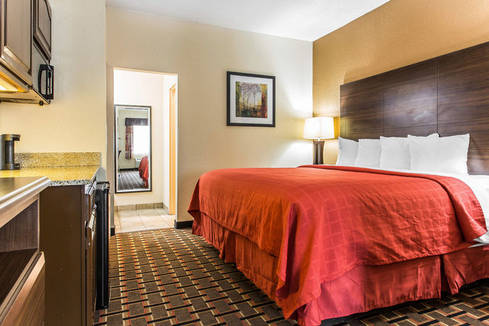 Imagen de los interiores del Hotel Quality Suites, Hickory. Foto 9