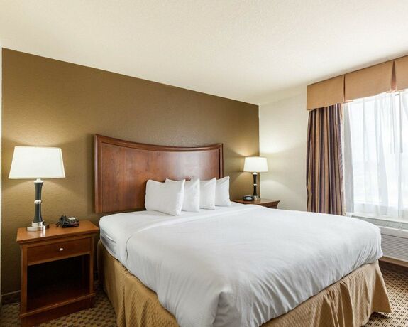 Imagen de la habitación del Hotel Quality Suites, Huntsville . Foto 17