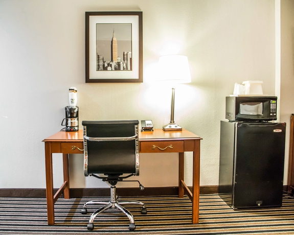 Imagen de la habitación del Hotel Quality Suites I-44. Foto 8