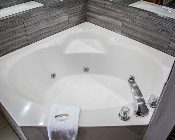 Imagen de la habitación del Hotel Quality Suites I-44. Foto 12