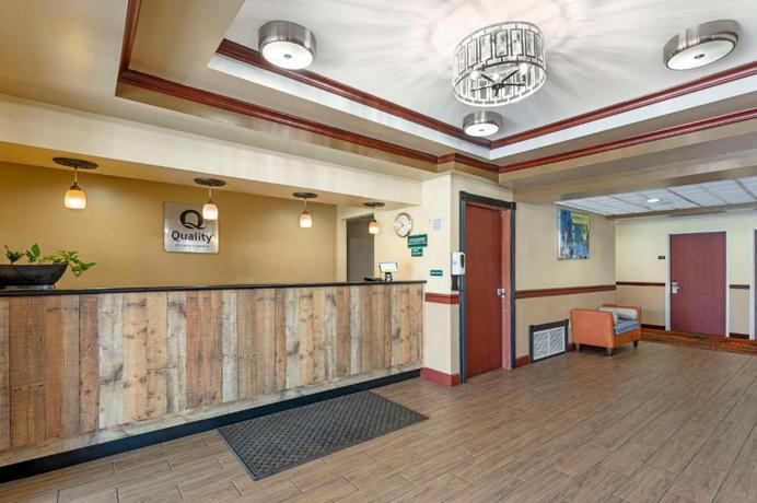 Imagen general del Hotel Quality Suites Indianapolis. Foto 3