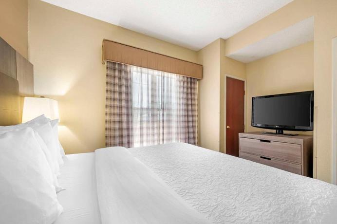 Imagen general del Hotel Quality Suites Indianapolis. Foto 10