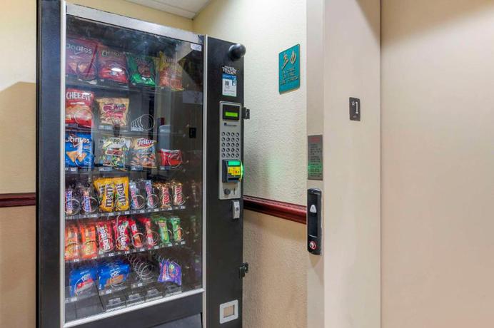 Imagen general del Hotel Quality Suites Indianapolis. Foto 14