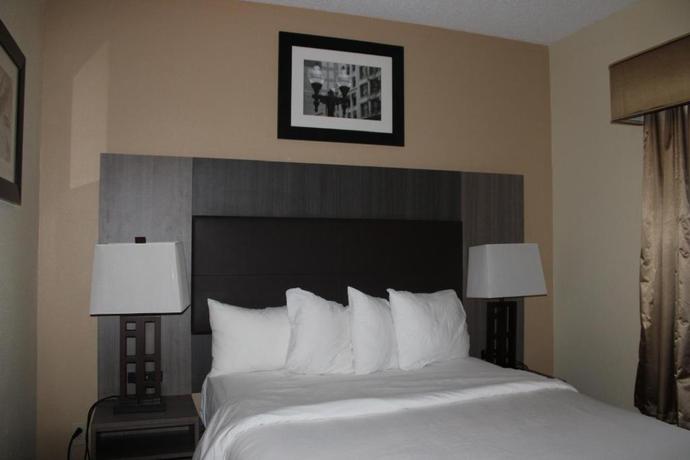 Imagen general del Hotel Quality Suites Indianapolis. Foto 16