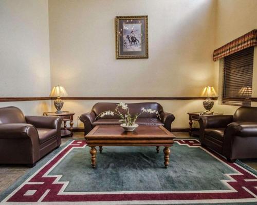 Imagen general del Hotel Quality Suites Jeffersonville - Louisville North. Foto 7