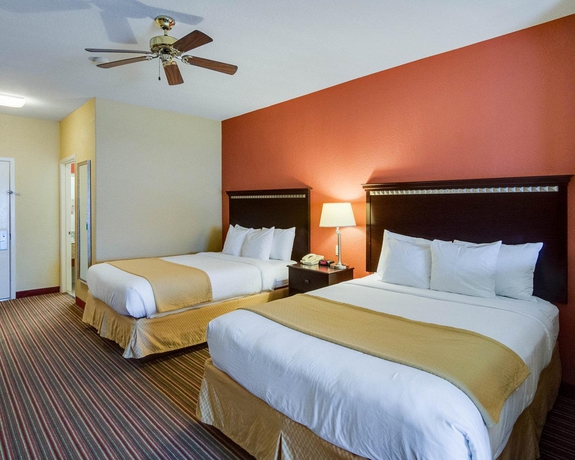 Imagen de la habitación del Hotel Quality Suites North. Foto 6