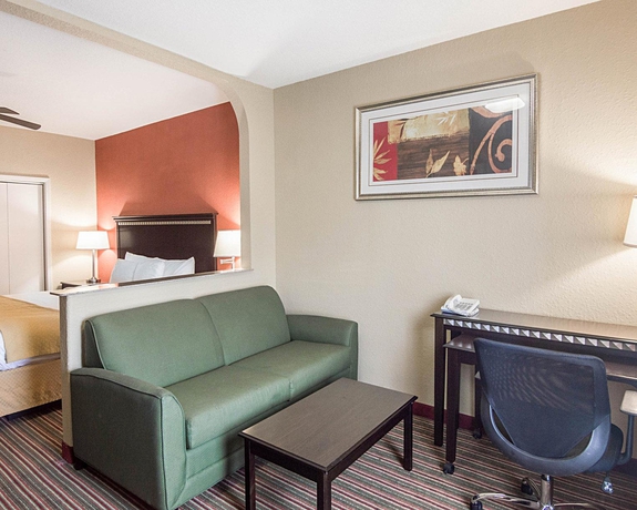 Imagen de la habitación del Hotel Quality Suites North. Foto 7