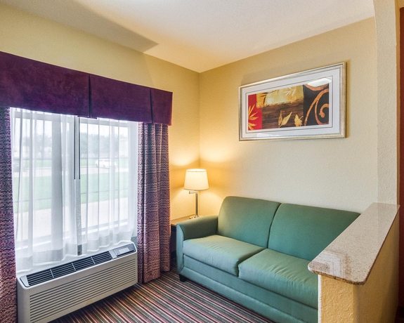 Imagen de la habitación del Hotel Quality Suites North. Foto 12