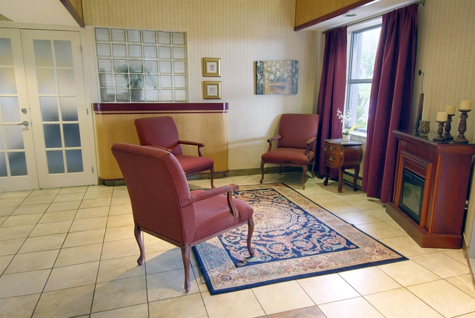 Imagen de los interiores del Hotel Quality Suites Quebec. Foto 8