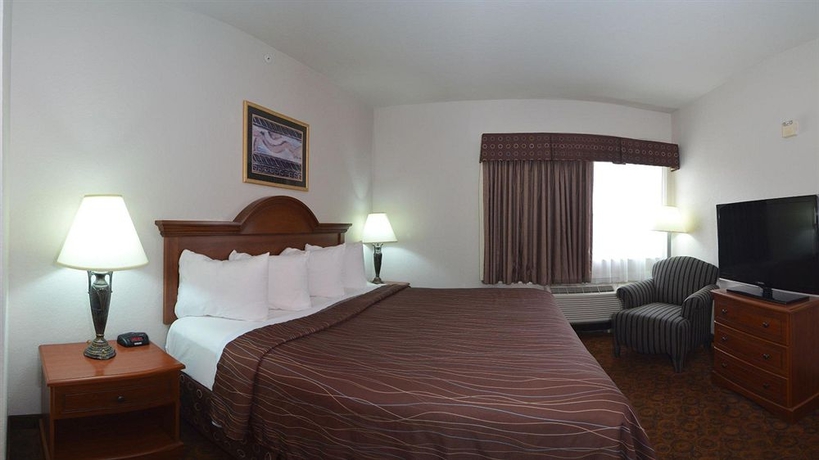 Imagen de la habitación del Hotel Quality Suites San Antonio. Foto 3