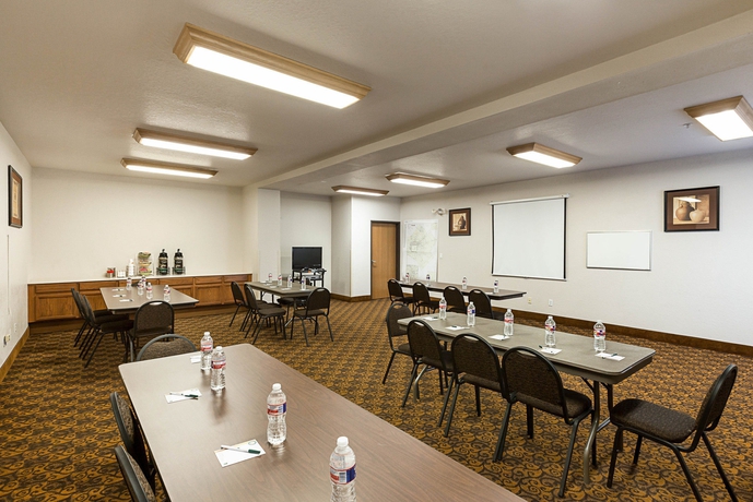 Imagen de los interiores del Hotel Quality Suites San Antonio. Foto 9