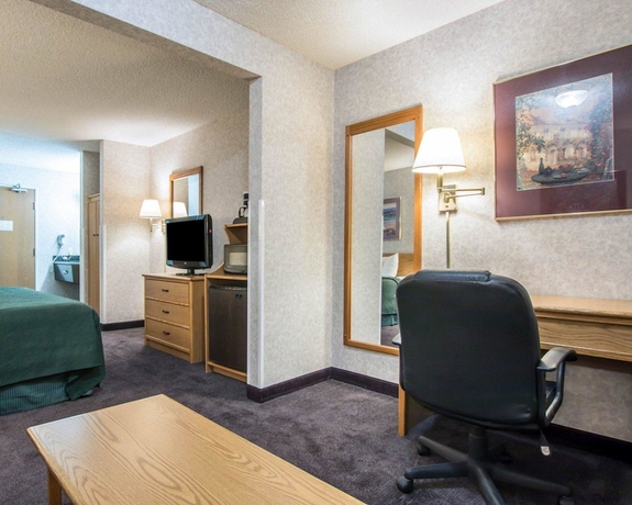 Imagen de la habitación del Hotel Quality Suites San Diego Otay Mesa. Foto 9
