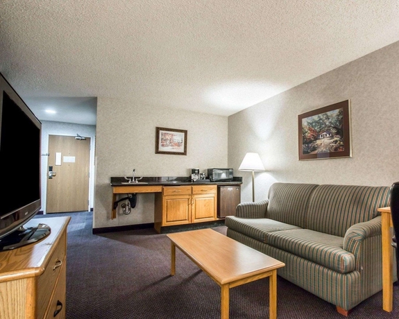 Imagen de la habitación del Hotel Quality Suites San Diego Otay Mesa. Foto 10
