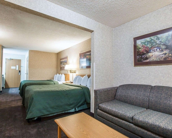 Imagen de la habitación del Hotel Quality Suites San Diego Otay Mesa. Foto 12
