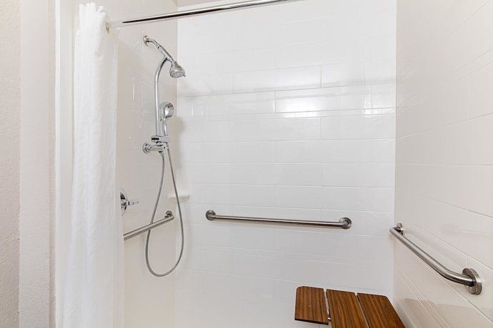 Imagen de la habitación del Hotel Quality Suites South. Foto 17