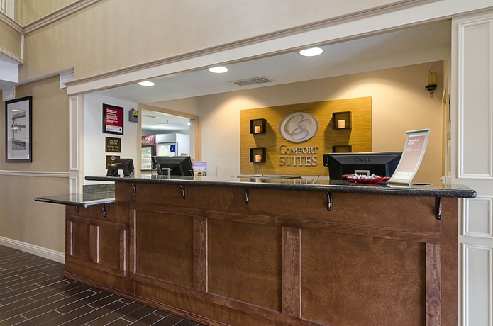 Imagen de los interiores del Hotel Quality Suites, Springdale. Foto 19