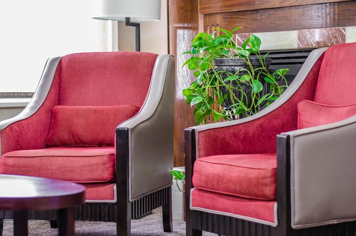 Imagen de los interiores del Hotel Quality Suites St. Joseph. Foto 18