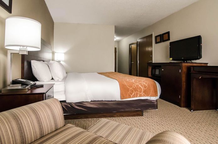 Imagen de la habitación del Hotel Quality Suites St. Joseph. Foto 17