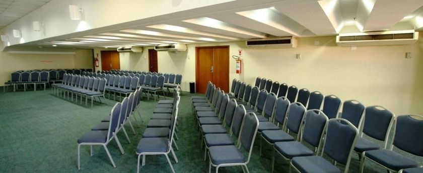 Imagen de los interiores del Hotel Quality Suites Vila Velha. Foto 8