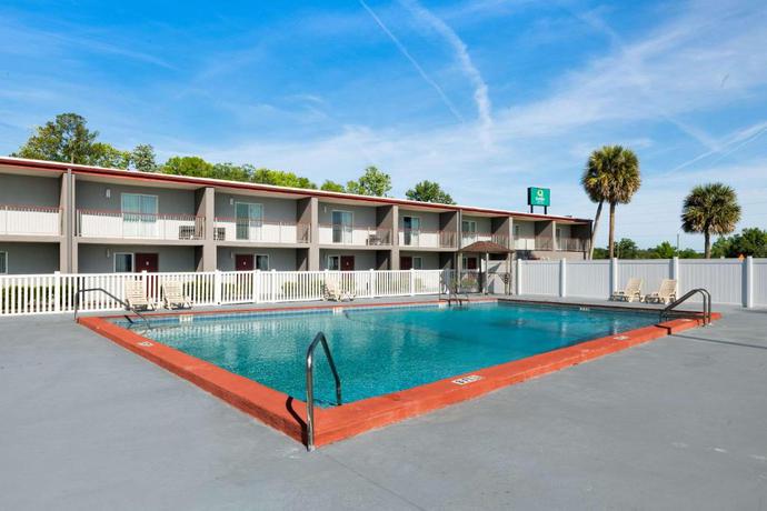 Imagen general del Hotel Quality Suites Wildwood - The Villages. Foto 3