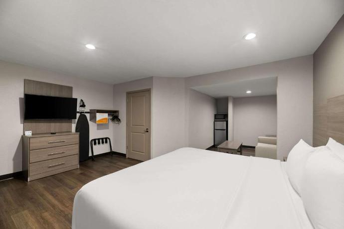 Imagen general del Hotel Quality Suites Wildwood - The Villages. Foto 13