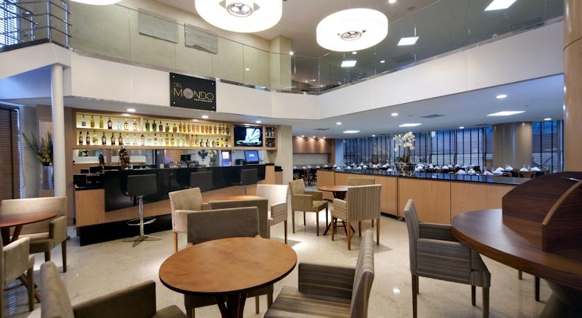 Imagen del bar/restaurante del Hotel Quality Vitoria. Foto 2