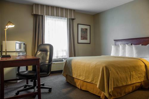 Imagen de la habitación del Hotel Quality & Suites Woodstock. Foto 6