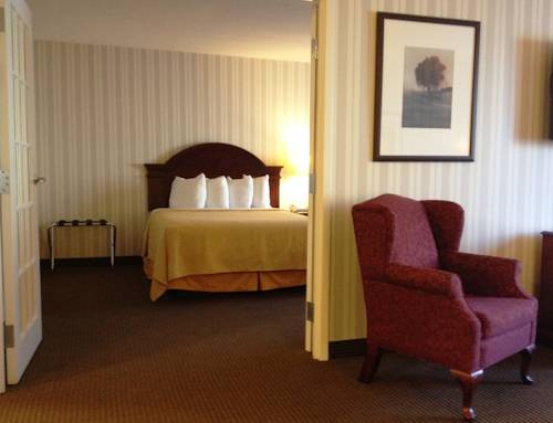 Imagen de la habitación del Hotel Quality & Suites Woodstock. Foto 13