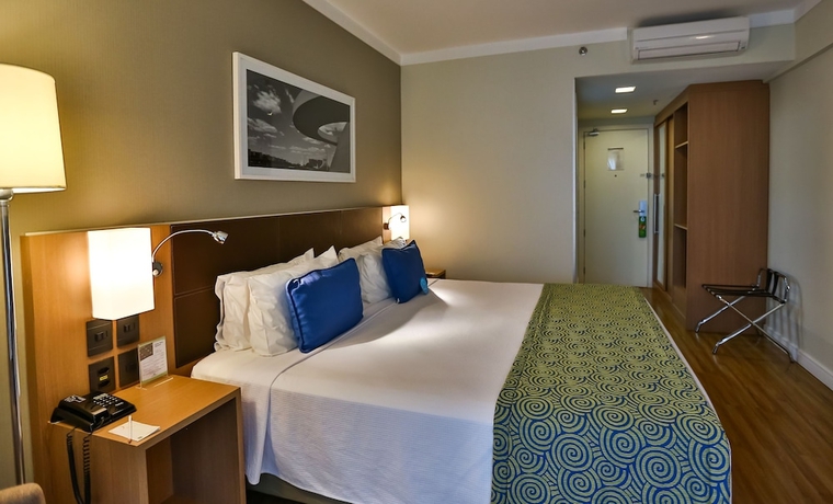 Imagen de la habitación del Hotel Quality and Suites Brasilia. Foto 10