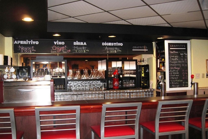 Imagen general del Hotel Quality and Suites Montreal East. Foto 10