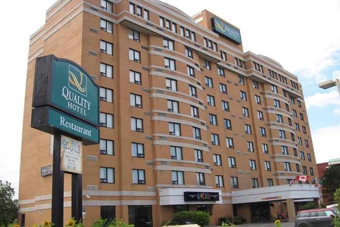 Imagen general del Hotel Quality and Suites Montreal East. Foto 12