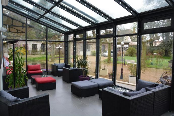 Imagen de los interiores del Hotel Qualys Terminus. Foto 10
