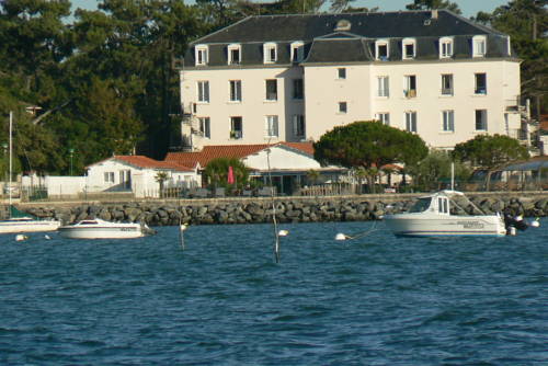 Imagen general del Hotel Qualys-hotel Marennes Ol&eacute;ron H&ocirc;tel De La Plage. Foto 2