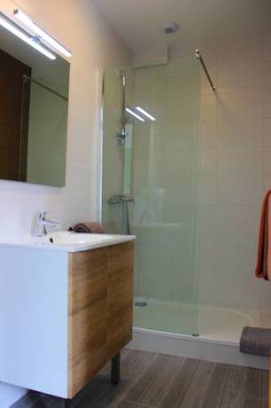 Imagen de la habitación del Hotel Qualys-hotel Marennes Ol&eacute;ron H&ocirc;tel De La Plage. Foto 3