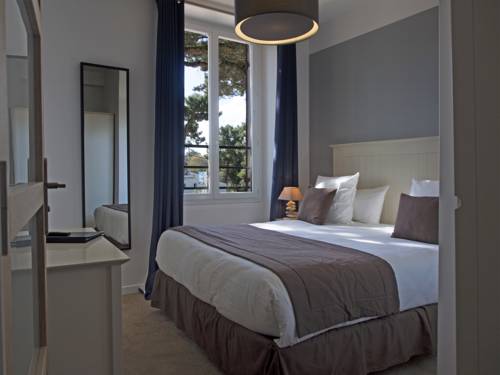 Imagen de la habitación del Hotel Qualys-hotel Marennes Ol&eacute;ron H&ocirc;tel De La Plage. Foto 8