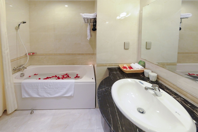 Imagen de la habitación del Hotel Quang Ba Trade Union. Foto 10