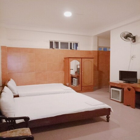 Imagen de la habitación del Hotel Quang Chien. Foto 18