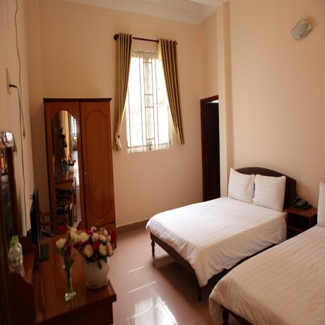 Imagen de la habitación del Hotel Quang Chien. Foto 23