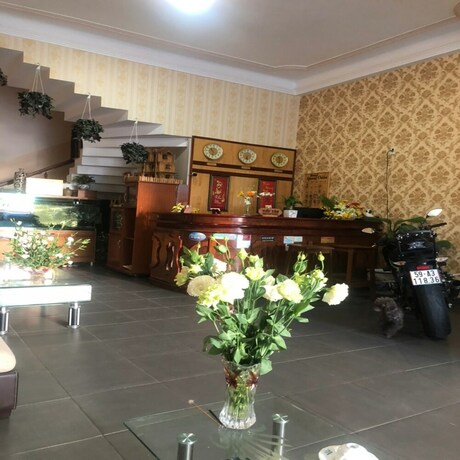 Imagen de los interiores del Hotel Quang Chien. Foto 36